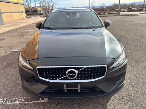 Used 2020 Volvo V60 T5 Cross Country w/ Protection Package Premier AWD/4WD image 8