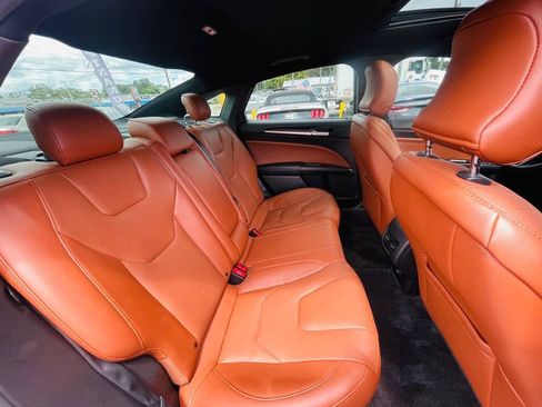 Used 2019 Ford Fusion Titanium FWD image 32