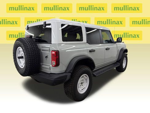 New 2026 Ford Bronco Heritage Edition image 3