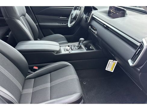 New 2026 MAZDA CX-50 AWD 2.5 S w/ Preferred Pkg image 15