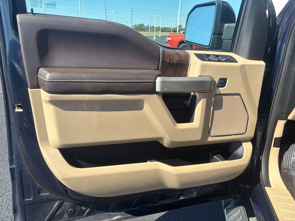 Used 2018 Ford F150 Lariat w/ Equipment Group 501A Mid AWD/4WD image 7
