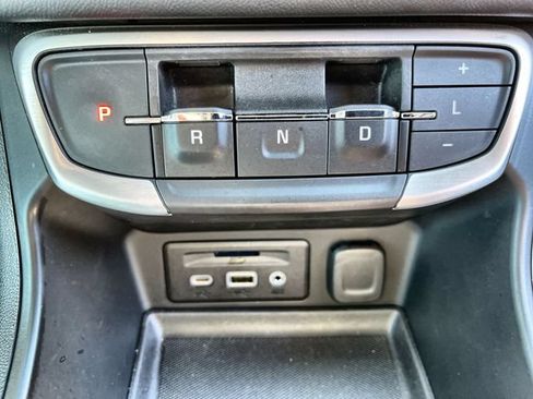 Used 2023 GMC Terrain SLT w/ Tech Package AWD/4WD image 22