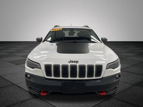 Used 2019 Jeep Cherokee Trailhawk w/ Comfort & Convenience Group image 2