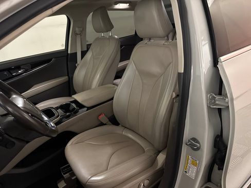 Used 2022 Lincoln Nautilus Reserve FWD image 16