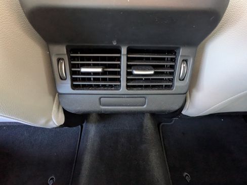 Used 2020 Land Rover Range Rover Evoque S image 19