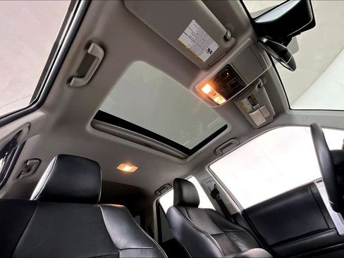 Used 2020 Toyota 4Runner Limited image 22