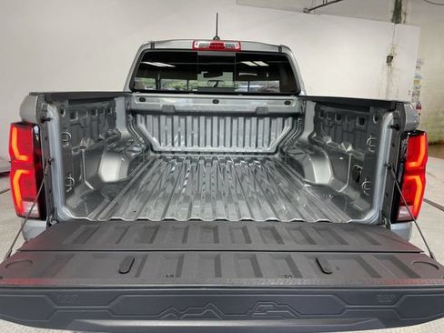 Certified 2024 Chevrolet Colorado Z71 w/ Z71 Convenience Package 2 AWD/4WD image 25