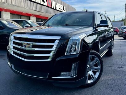 Used 2018 Cadillac Escalade ESV Premium Luxury