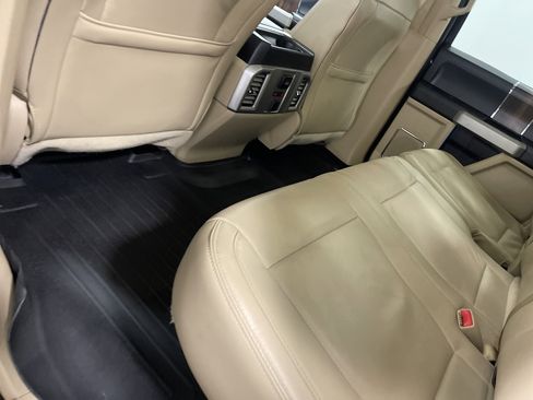 Used 2016 Ford F150 Lariat w/ Equipment Group 502A Luxury AWD/4WD image 17