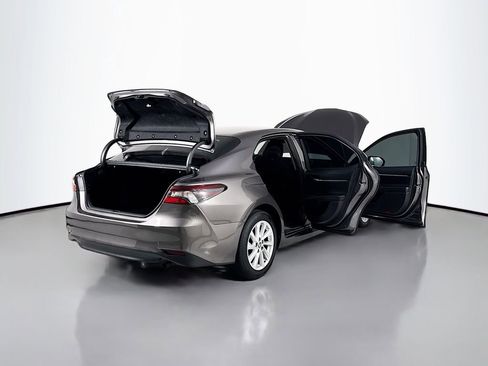 Used 2023 Toyota Camry LE FWD image 21