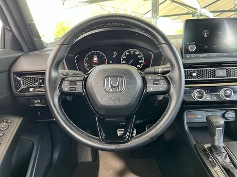 Certified 2025 Honda Civic Sport image 17