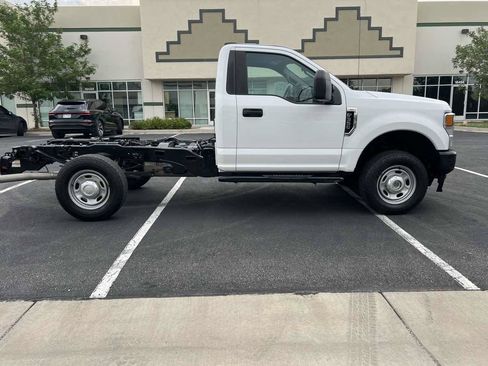 Used 2020 Ford F350 XL w/ Snow Plow Prep Package AWD/4WD image 2
