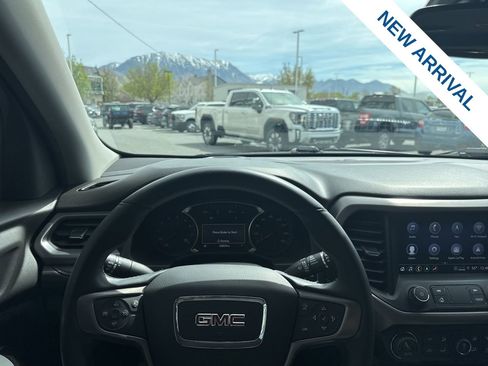 Used 2023 GMC Acadia AT4 w/ LPO, Floor Liner Package AWD/4WD image 23