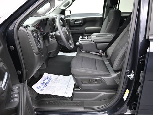 Certified 2023 Chevrolet Silverado 1500 Custom w/ LPO, Dark Essentials Package AWD/4WD image 23