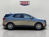 Used 2024 Chevrolet Equinox LT image 2