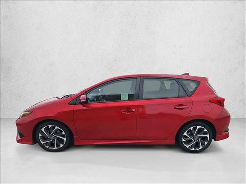 Used 2018 Toyota Corolla iM w/ Carpet Mat Package (TMS) image 8