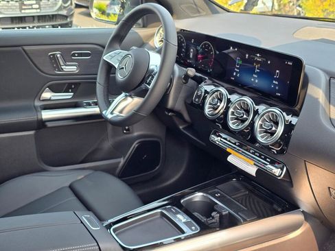 New 2026 Mercedes-Benz GLA 250 4MATIC image 25