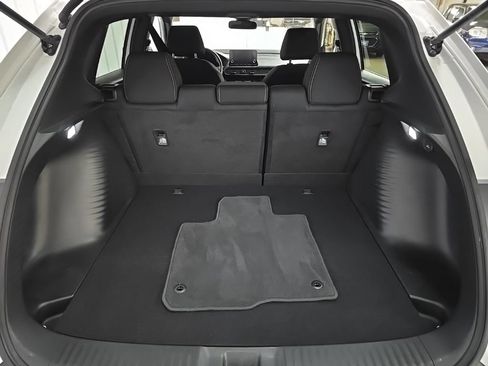 Used 2024 Honda HR-V Sport image 11