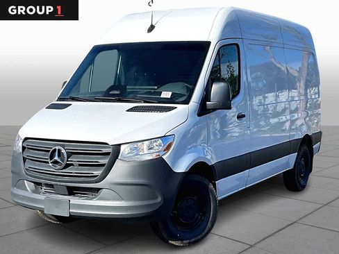 New 2025 Mercedes-Benz Sprinter 2500 image 1