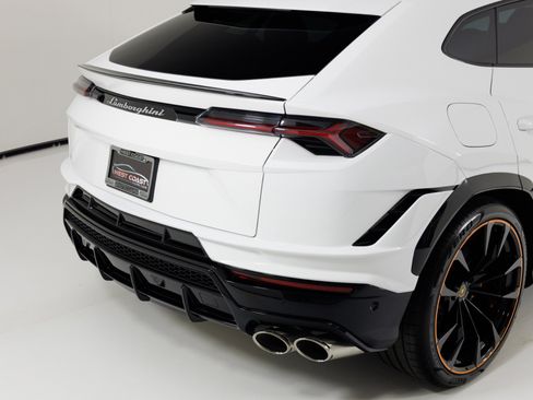 Used 2024 Lamborghini Urus S image 88
