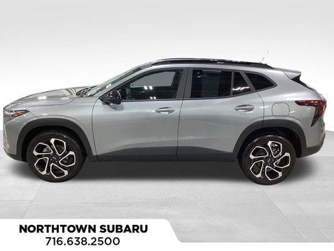 Used 2024 Chevrolet Trax RS image 9