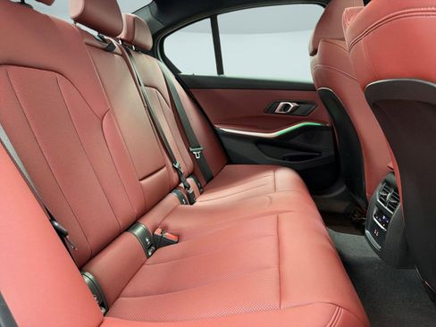 Certified 2024 BMW 330i xDrive Sedan w/ Convenience Package image 29