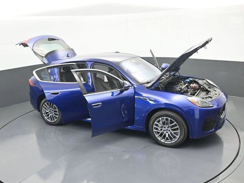Used 2024 Maserati Grecale GT image 76