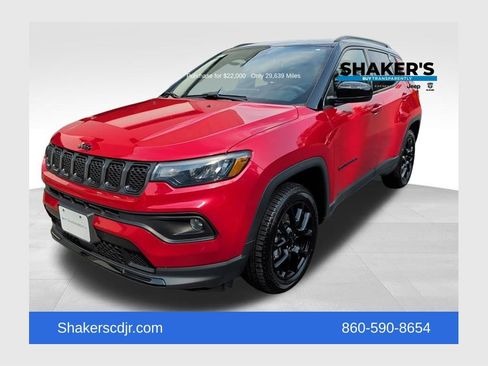 Used 2023 Jeep Compass Latitude w/ Sun and Sound Group AWD/4WD image 1