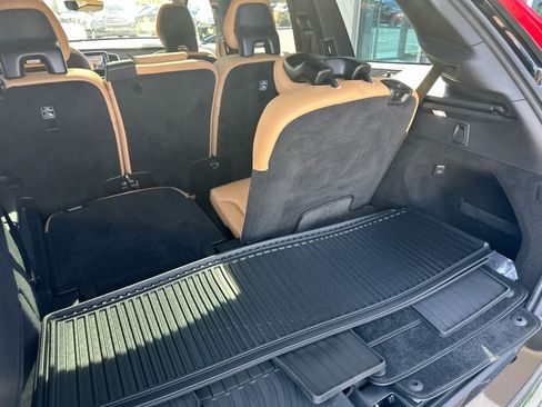 Used 2025 Volvo XC90 B5 Ultra w/ Protection Package AWD/4WD image 37
