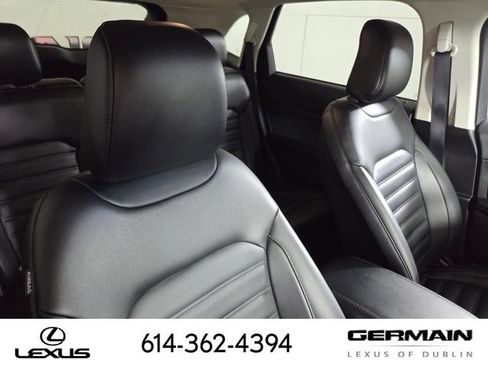 Used 2020 Ford Edge SEL w/ Convenience Package FWD image 18