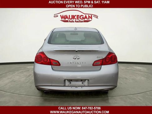 Used 2011 INFINITI G37 x Sedan w/ Premium Pkg image 4