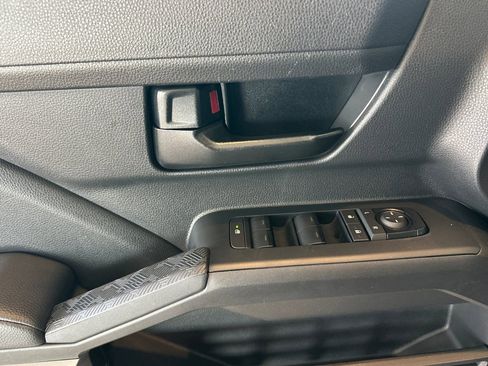 Certified 2025 Toyota Tacoma SR5 image 11