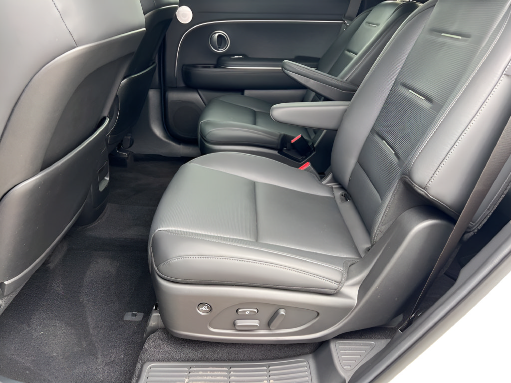 Certified 2026 Hyundai Palisade Calligraphy AWD/4WD image 16