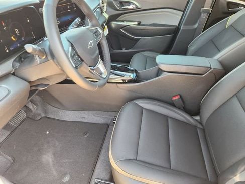 New 2026 Chevrolet Trax ACTIV w/ Driver Confidence Package FWD image 10