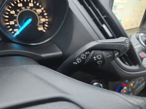 Used 2019 Ford Escape Titanium w/ U9j03 - Titanium Tow Package image 21