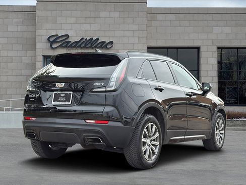 Used 2019 Cadillac XT4 Sport image 3