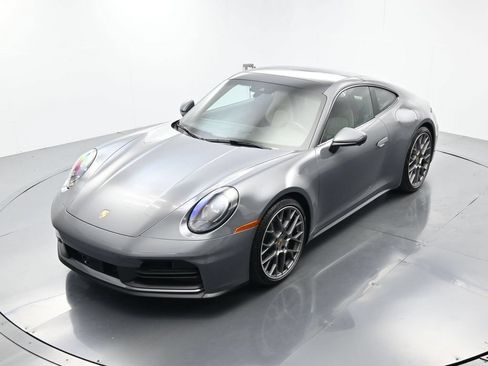 Certified 2025 Porsche 911 Carrera RWD image 26