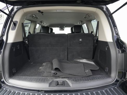 Used 2021 Nissan Armada SV w/ SV Appearance Package image 15