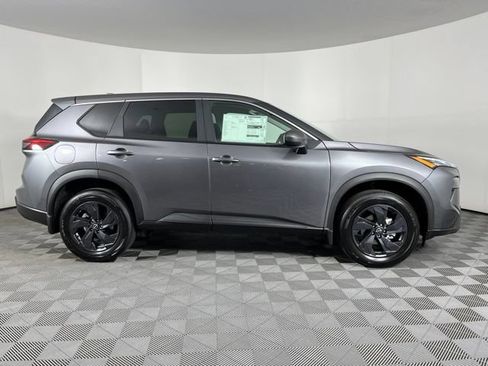 New 2026 Nissan Rogue SV FWD image 12