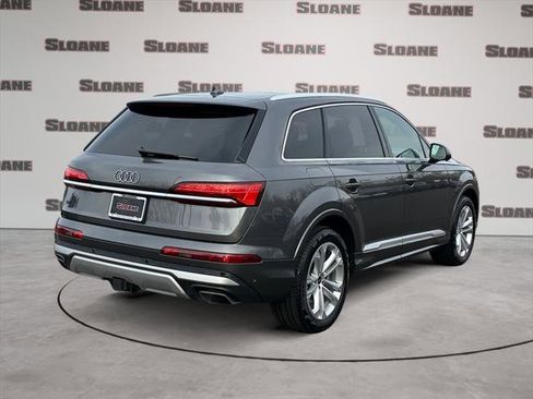 Certified 2025 Audi Q7 2.0T Premium Plus image 5
