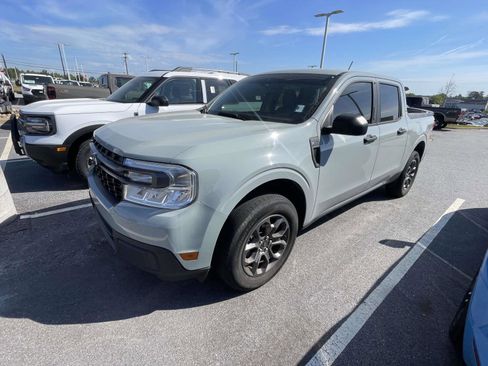 Used 2023 Ford Maverick XLT w/ Equipment Group 300A Standard image 16