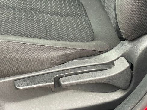 Used 2019 Mitsubishi Eclipse Cross ES FWD image 17