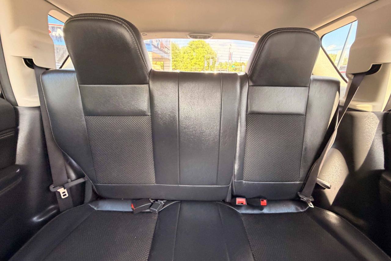 Used 2017 Jeep Compass Latitude AWD/4WD image 22