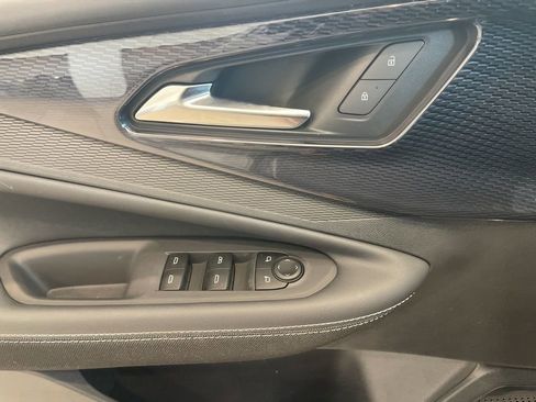 New 2025 Chevrolet Blazer EV LT image 21