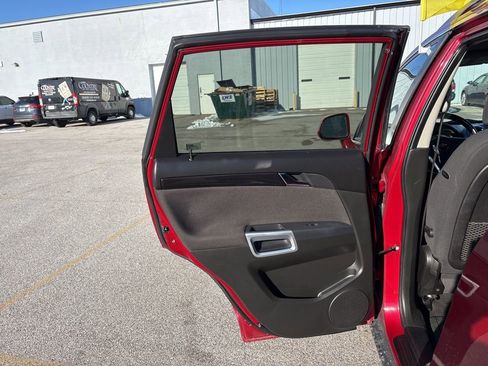 Used 2015 Chevrolet Captiva Sport LS image 19