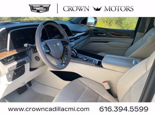 Certified 2024 Cadillac Escalade Premium Luxury Platinum w/ LPO, Floor Liner Package AWD/4WD image 10