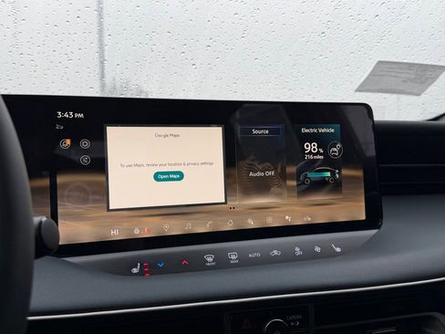 New 2026 Nissan Leaf Platinum+ w/ Cargo Package (Platinum+) image 30