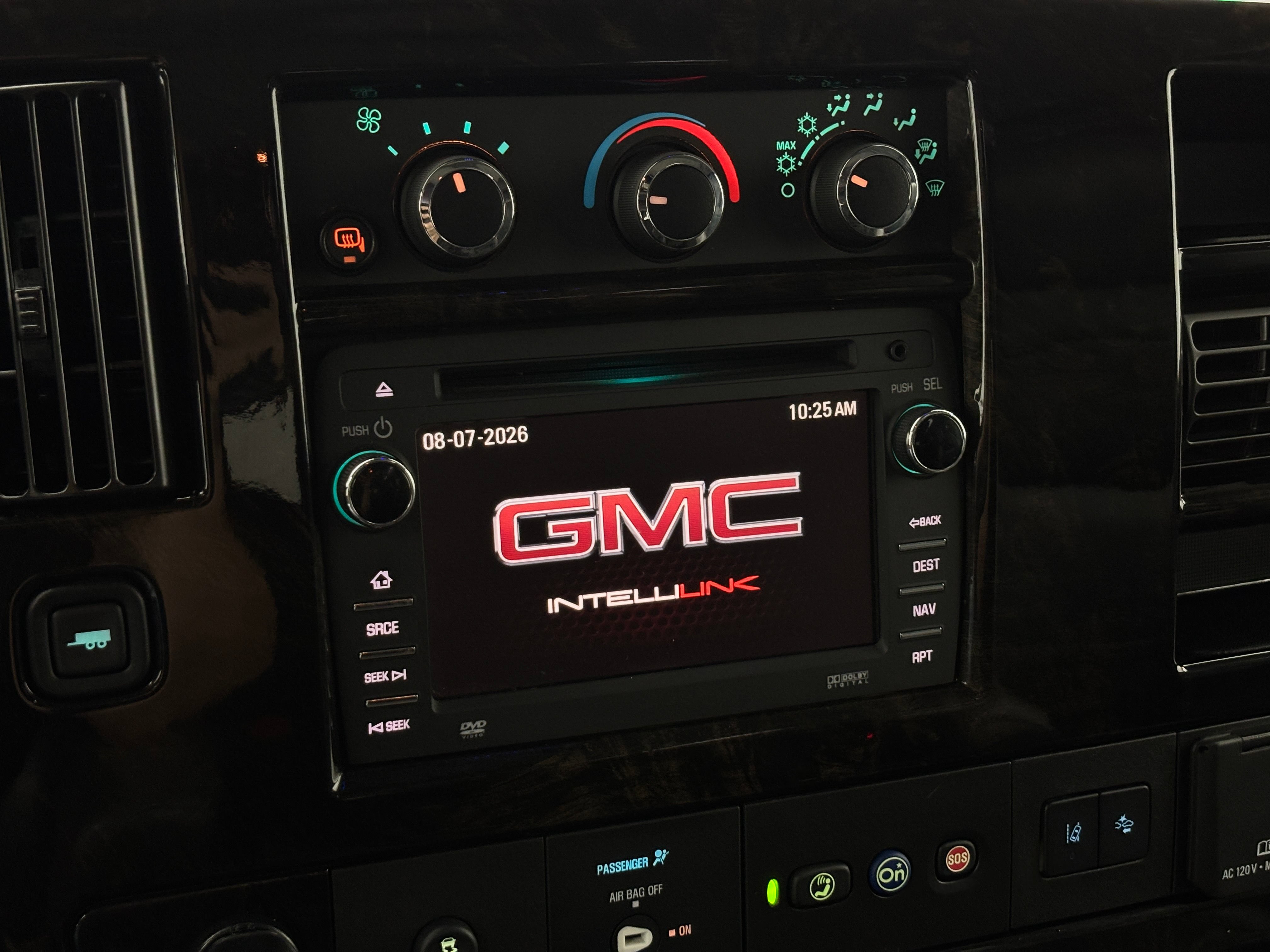 Used 2020 GMC Savana 2500 Extended w/ Enhanced Convenience Package RWD image 34