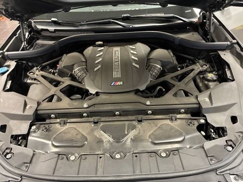 Used 2022 BMW X5 M w/ Competition Package AWD/4WD image 23