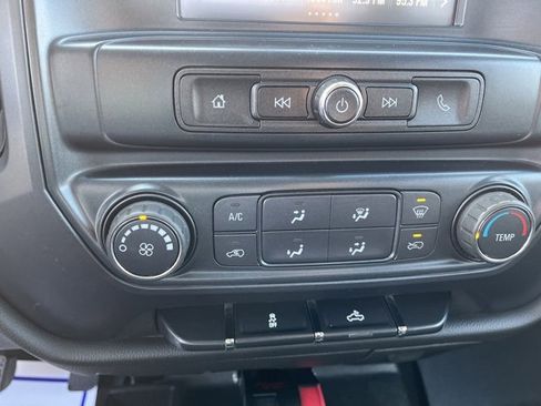 Used 2019 Chevrolet Silverado 2500 W/T image 16